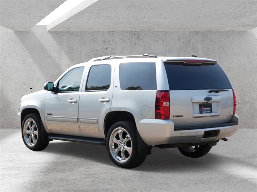2012 Chevrolet Tahoe LT photo 4