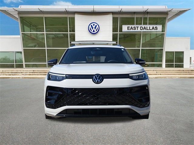 2025 Volkswagen Tiguan SE R-Line Black photo 5