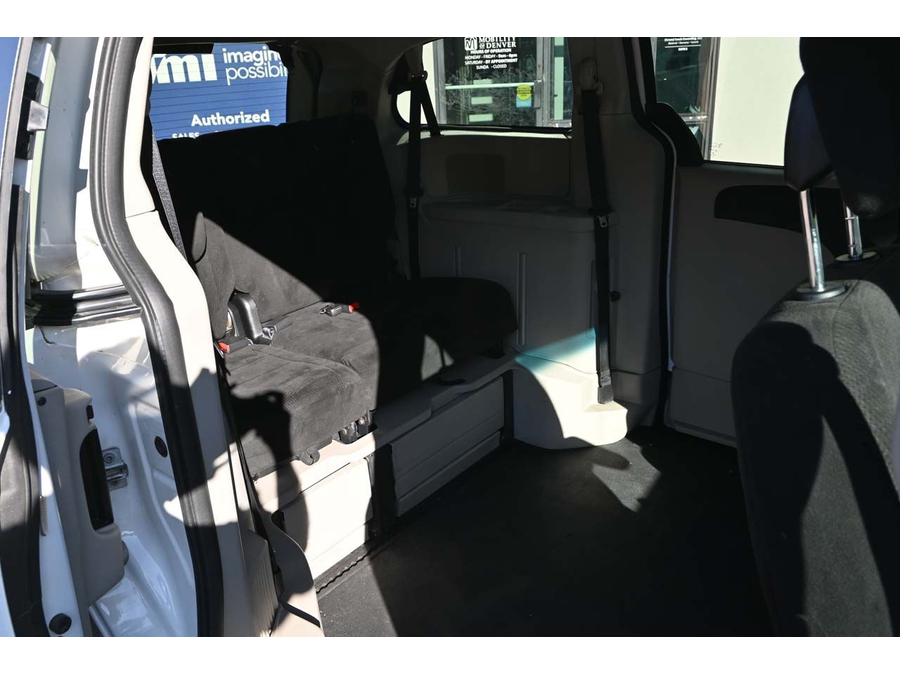 2013 Dodge Grand Caravan SXT photo 18