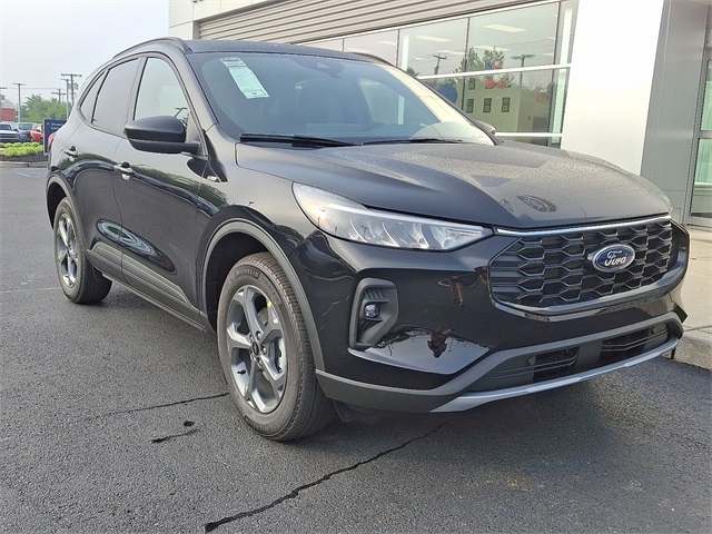 2025 Ford Escape Select photo 2