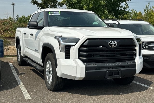 2024 Toyota Tundra SR5 photo 2