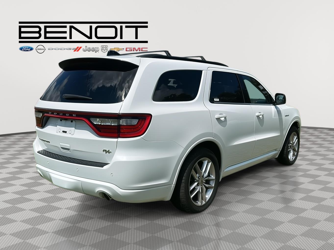 2023 Dodge Durango R/T Plus photo 3