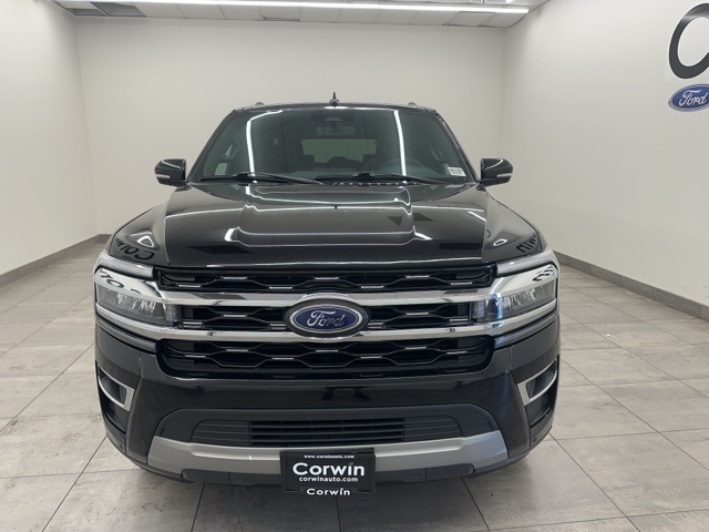 2024 Ford Expedition MAX Limited photo 2