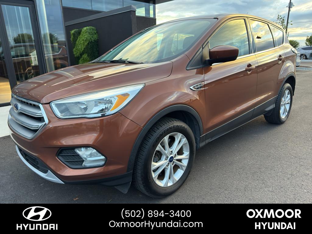 2017 Ford Escape SE photo 3