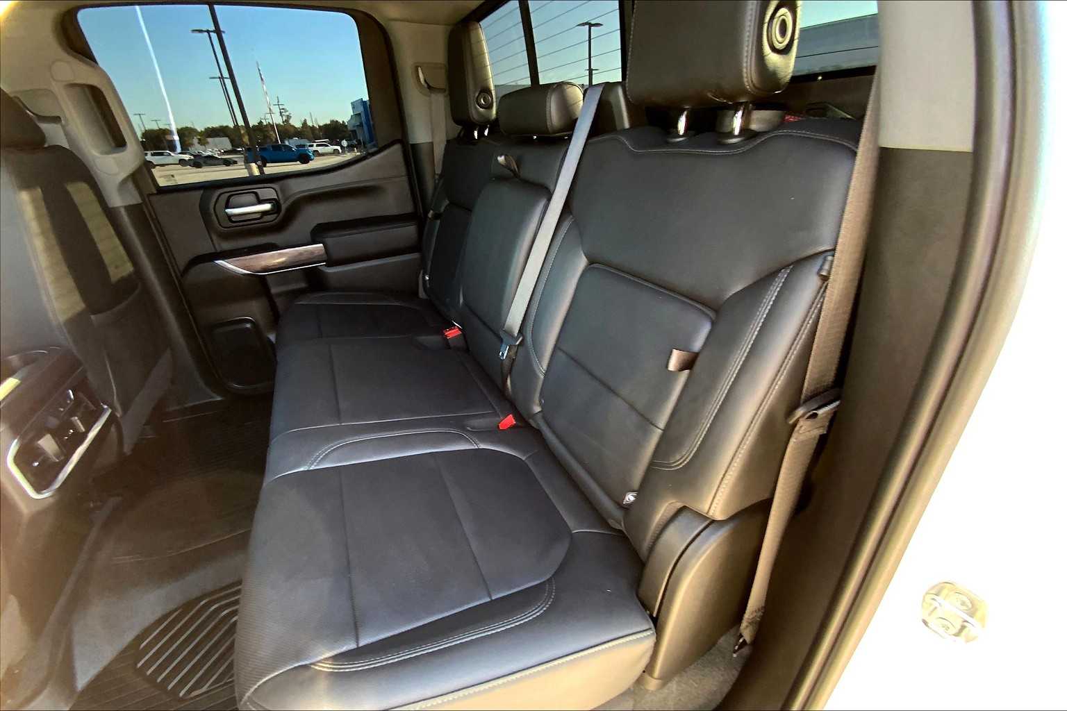 2021 Chevrolet Silverado 1500 LTZ photo 18