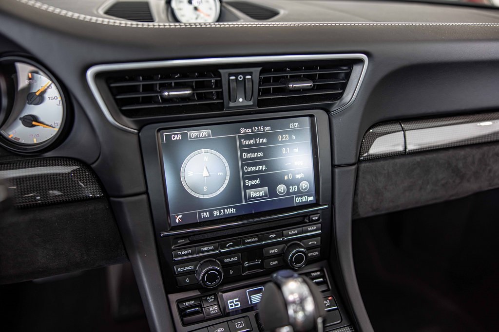 2016 PORSCHE 911 - Image 29