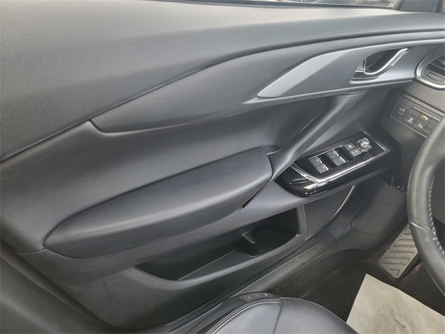 2022 Mazda CX-9 Touring photo 30