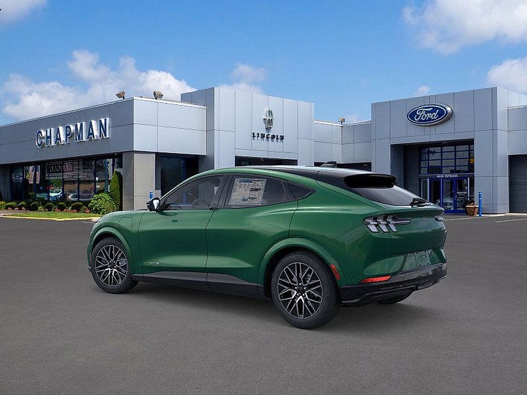 2025 Ford Mustang Mach-E Premium photo 4