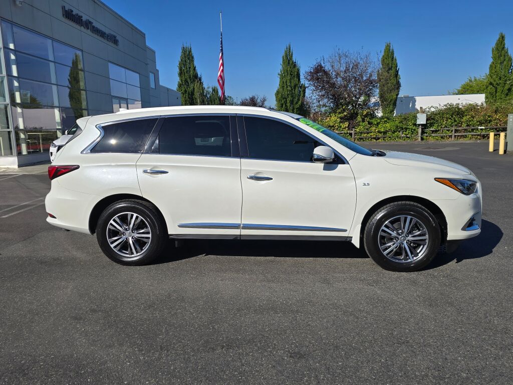 2020 Infiniti QX60 Luxe photo 6