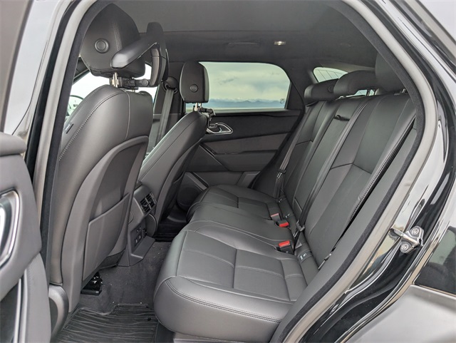 2026 Land Rover Range Rover Velar SE photo 6