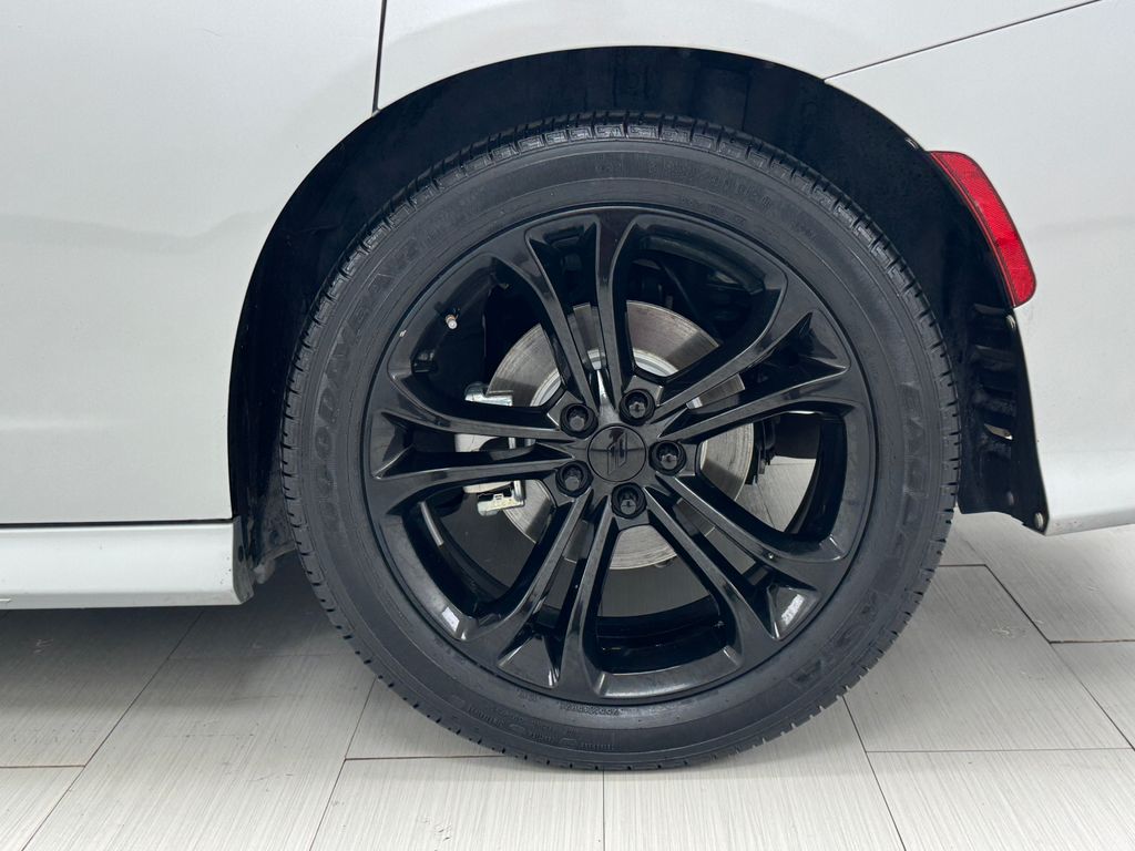 2021 Dodge Charger R/T photo 38