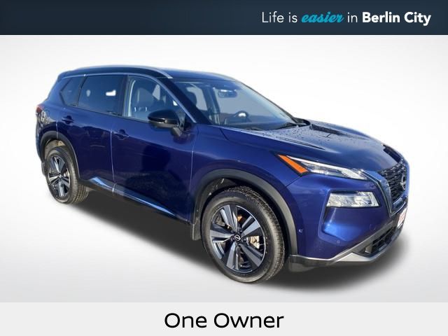 2023 Nissan Rogue SL's photo