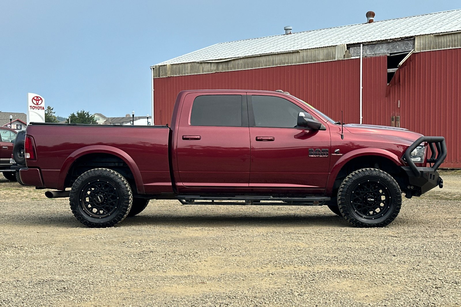 2017 Ram 3500 Laramie photo 2