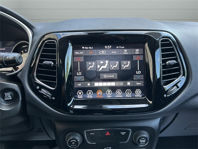 2020 Jeep Compass Limited photo 29