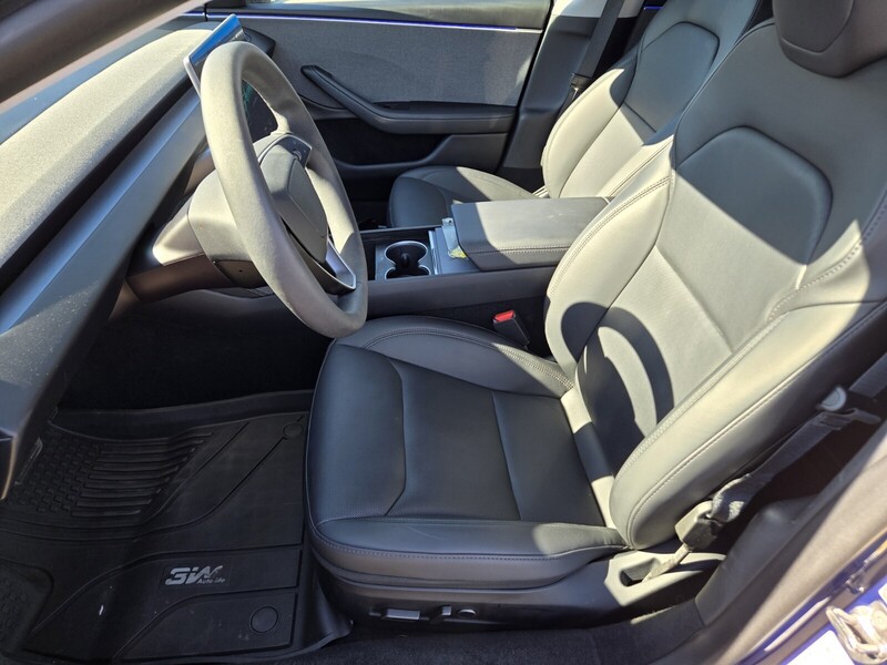 2024 Tesla Model 3 photo 10