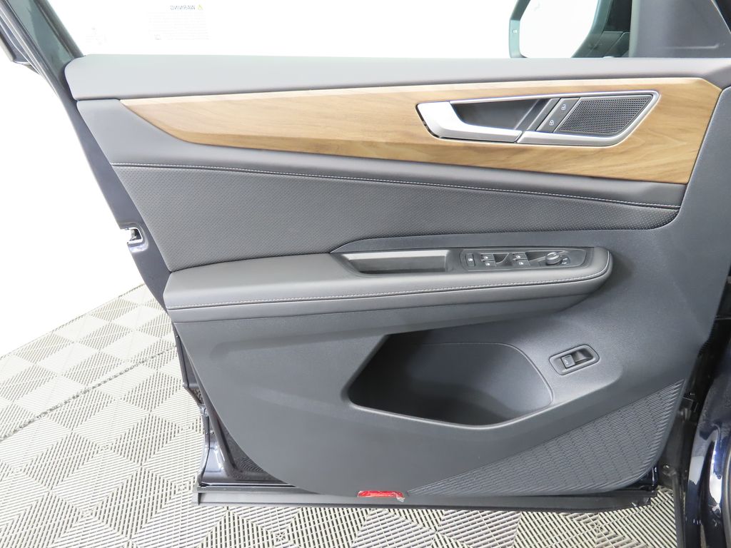 2026 Volkswagen Atlas SE Technology photo 23