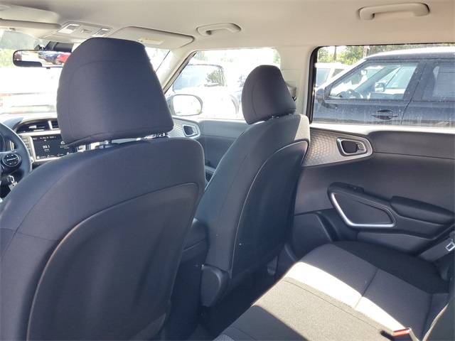 2025 Kia Soul LX photo 23