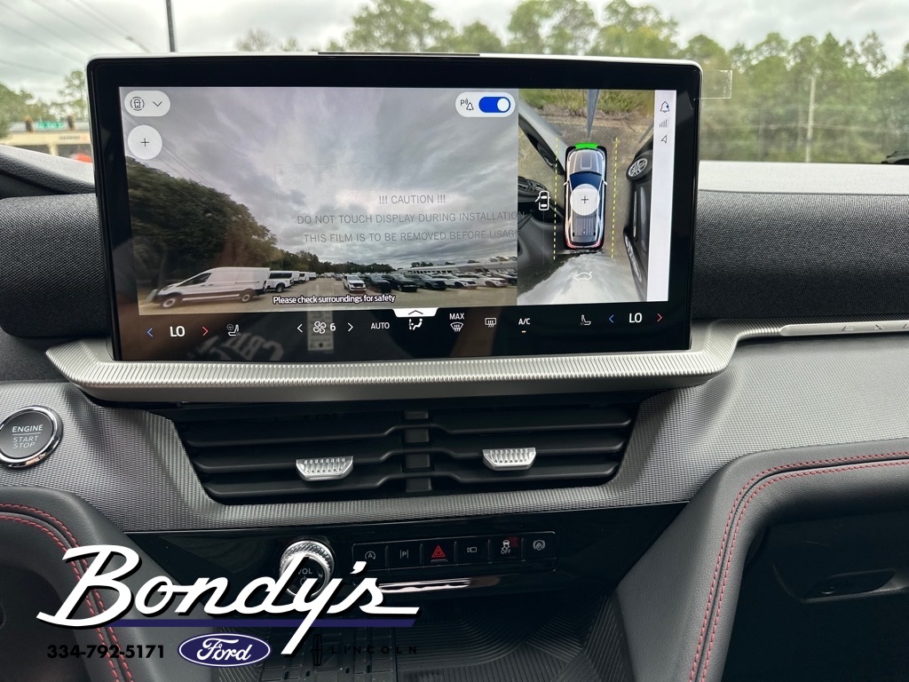 2025 Ford Explorer ST-Line photo 4