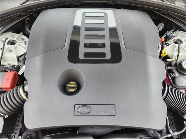 2025 Land Rover Range Rover Velar SE photo 27