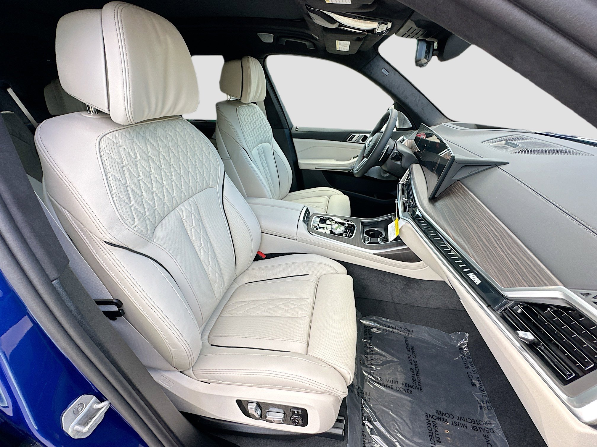 2026 Bmw X7 M60i photo 25