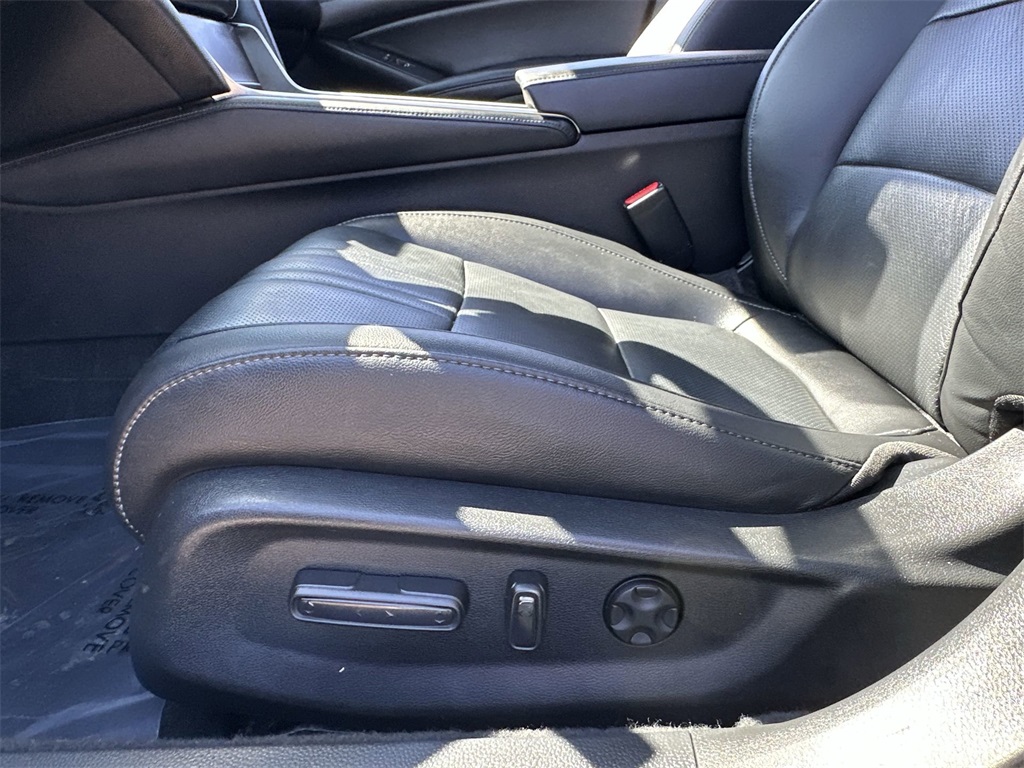 2022 Honda Accord Touring 2.0T photo 20