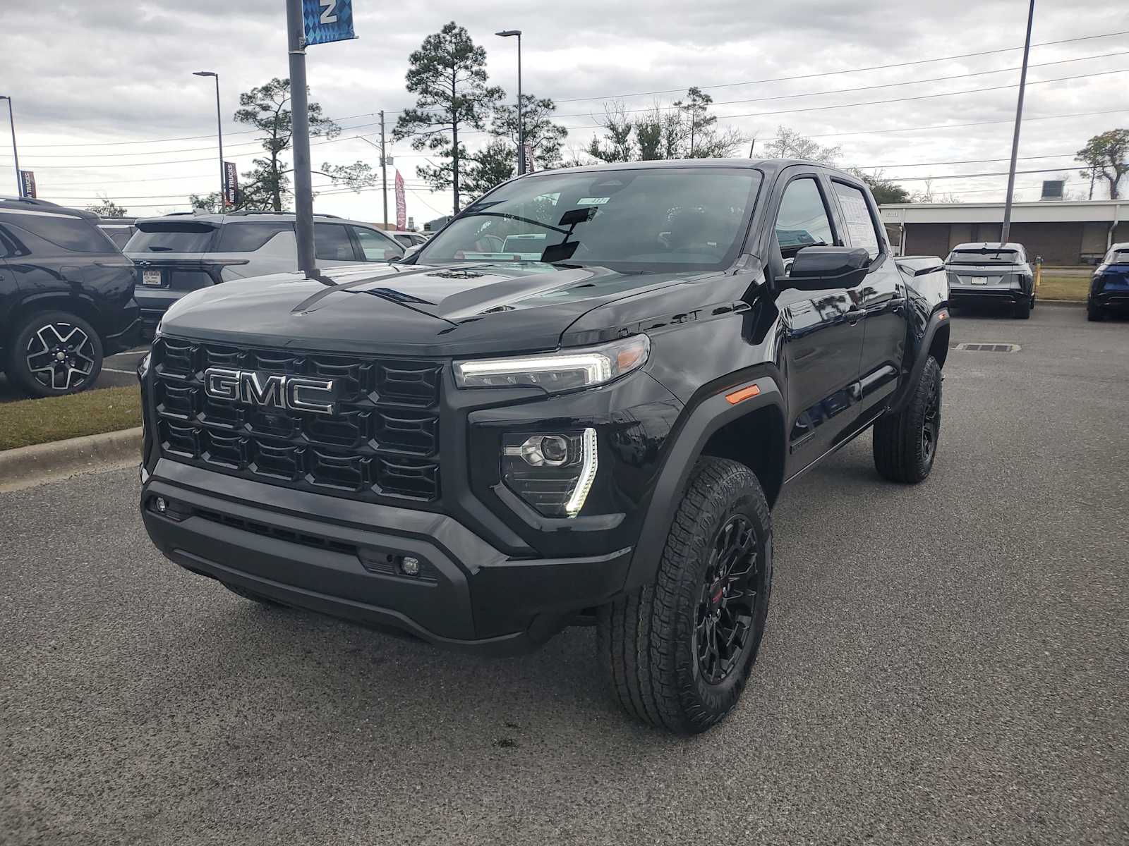 2026 GMC Canyon Elevation's photo