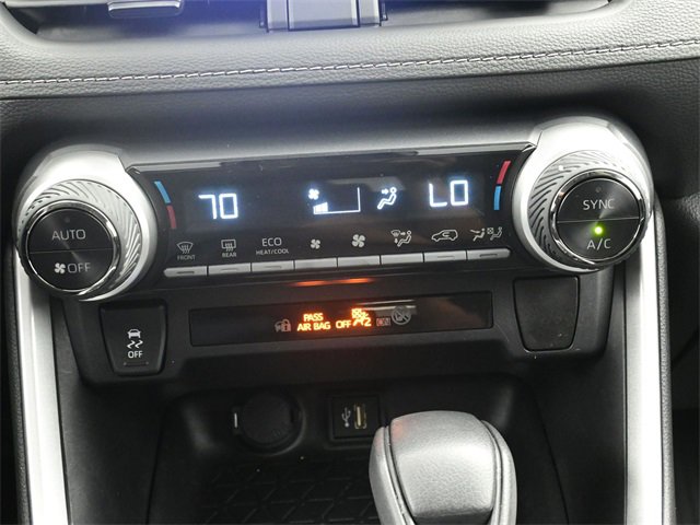2024 Toyota RAV4 Hybrid LE photo 15