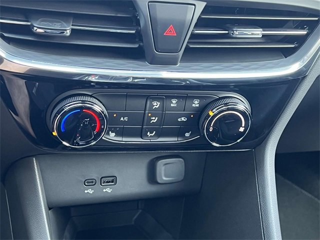 2025 Buick Encore GX Sport Touring photo 14