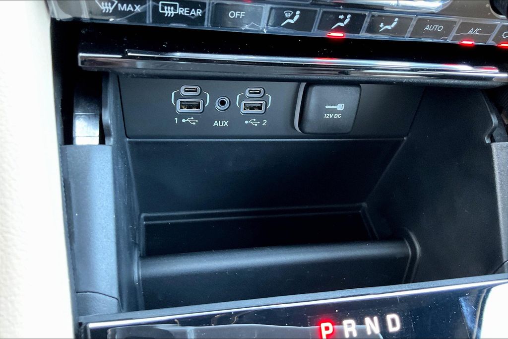 2025 Jeep Grand Cherokee Limited photo 19