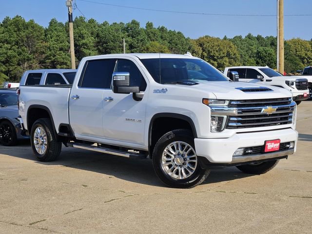2022 Chevrolet Silverado 2500HD High Country photo 2