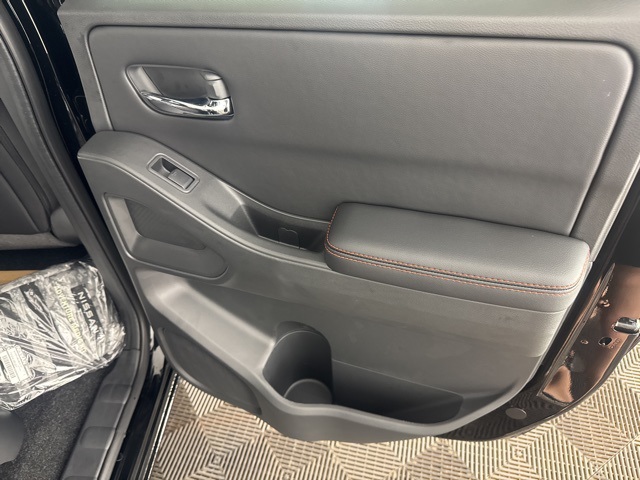 2025 Nissan Frontier PRO-4X photo 21