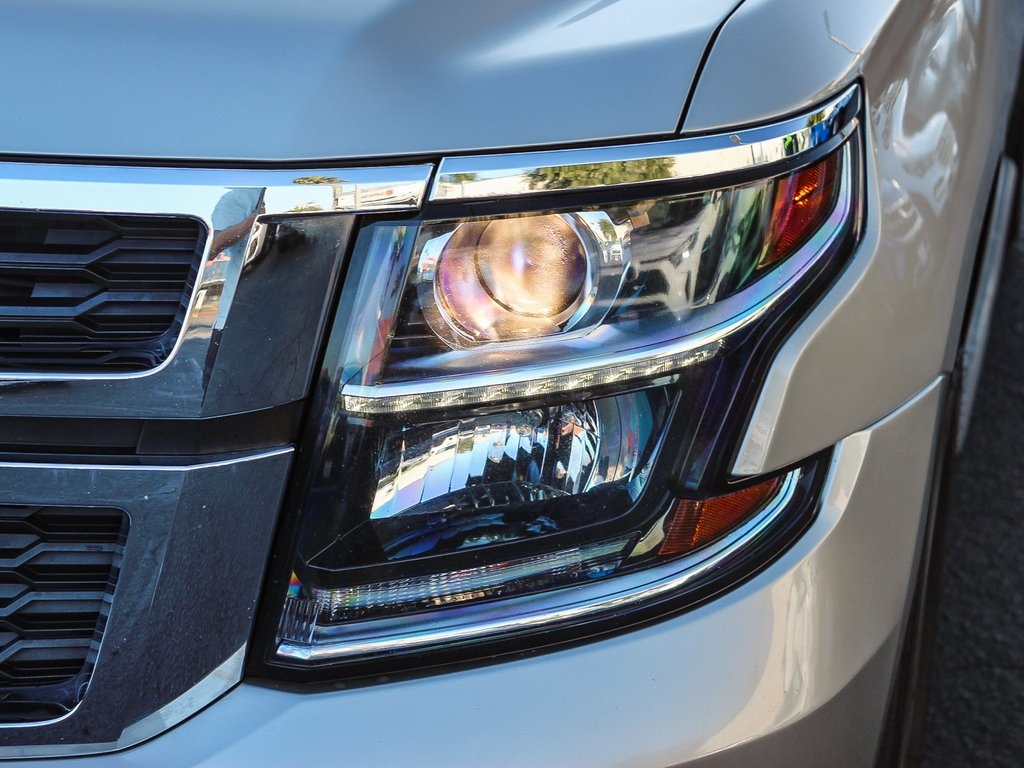 2017 Chevrolet Tahoe LT photo 4