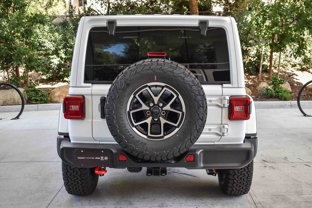 2025 Jeep Wrangler Rubicon photo 5