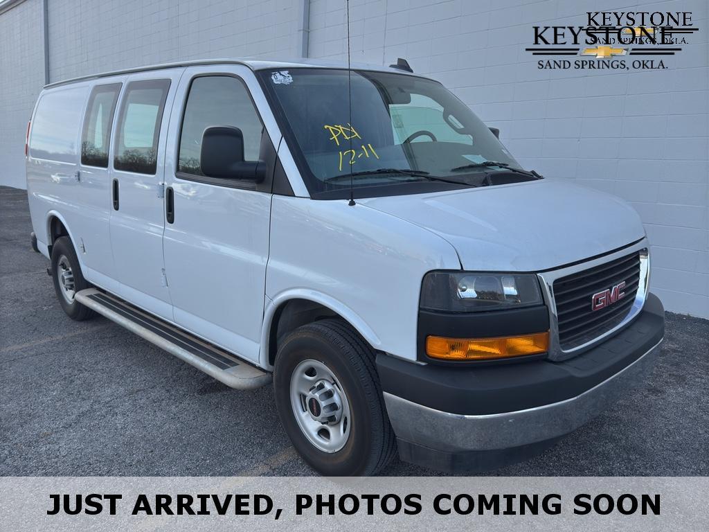 2024 GMC Savana Cargo Work Van's photo