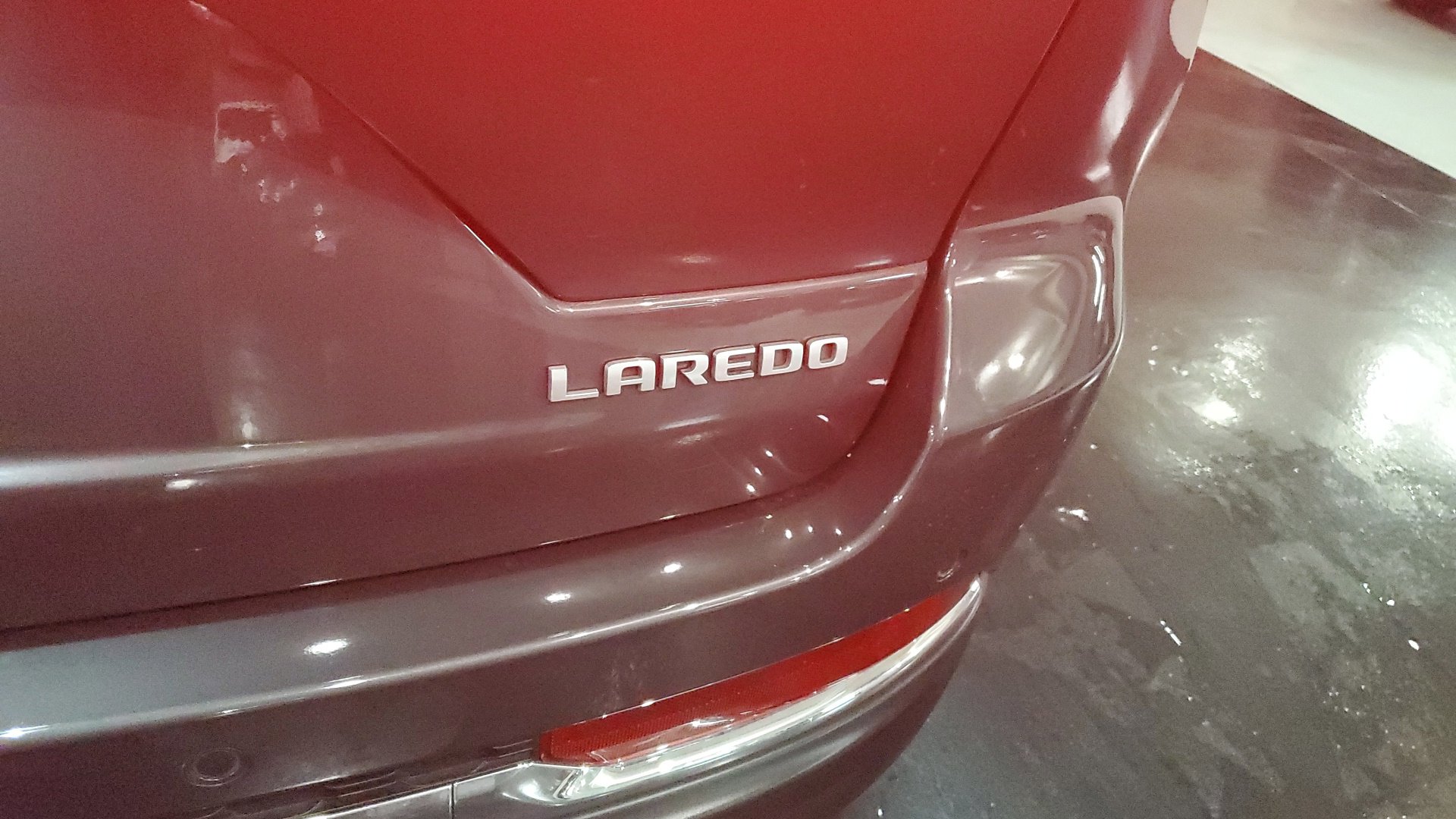 2025 Jeep Grand Cherokee Laredo X photo 8