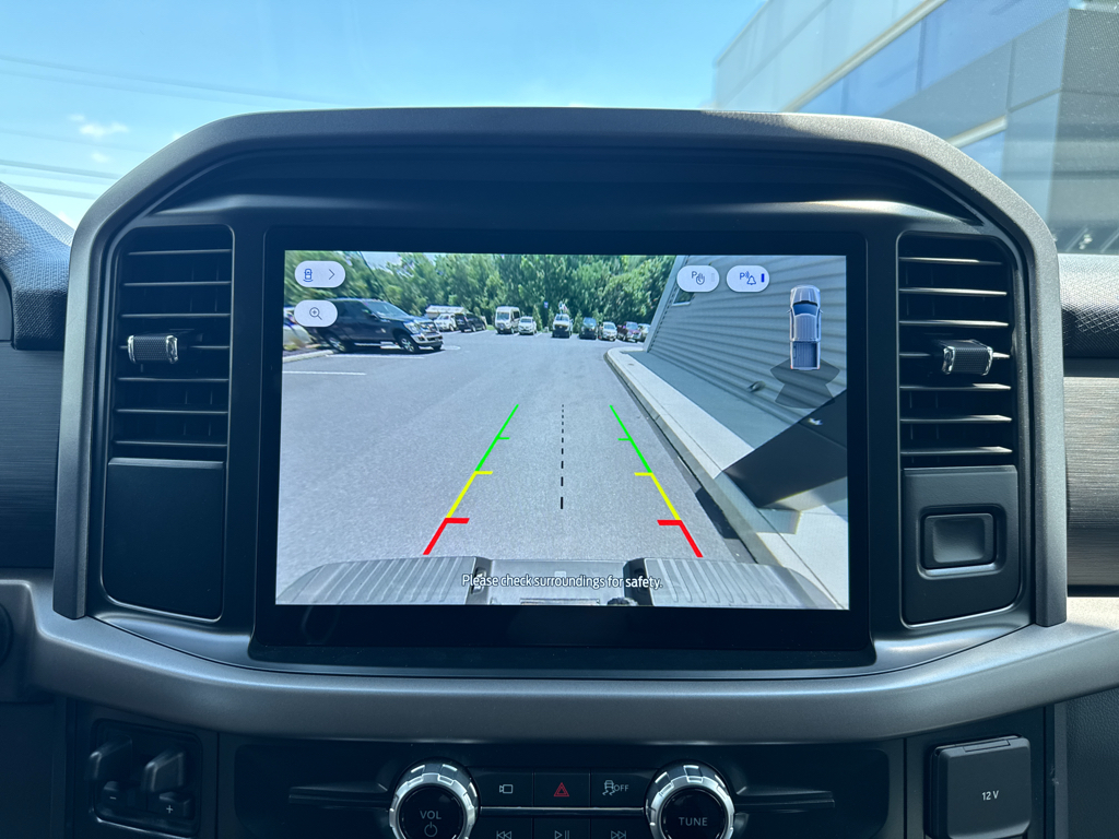 2025 Ford F-150 XLT photo 5
