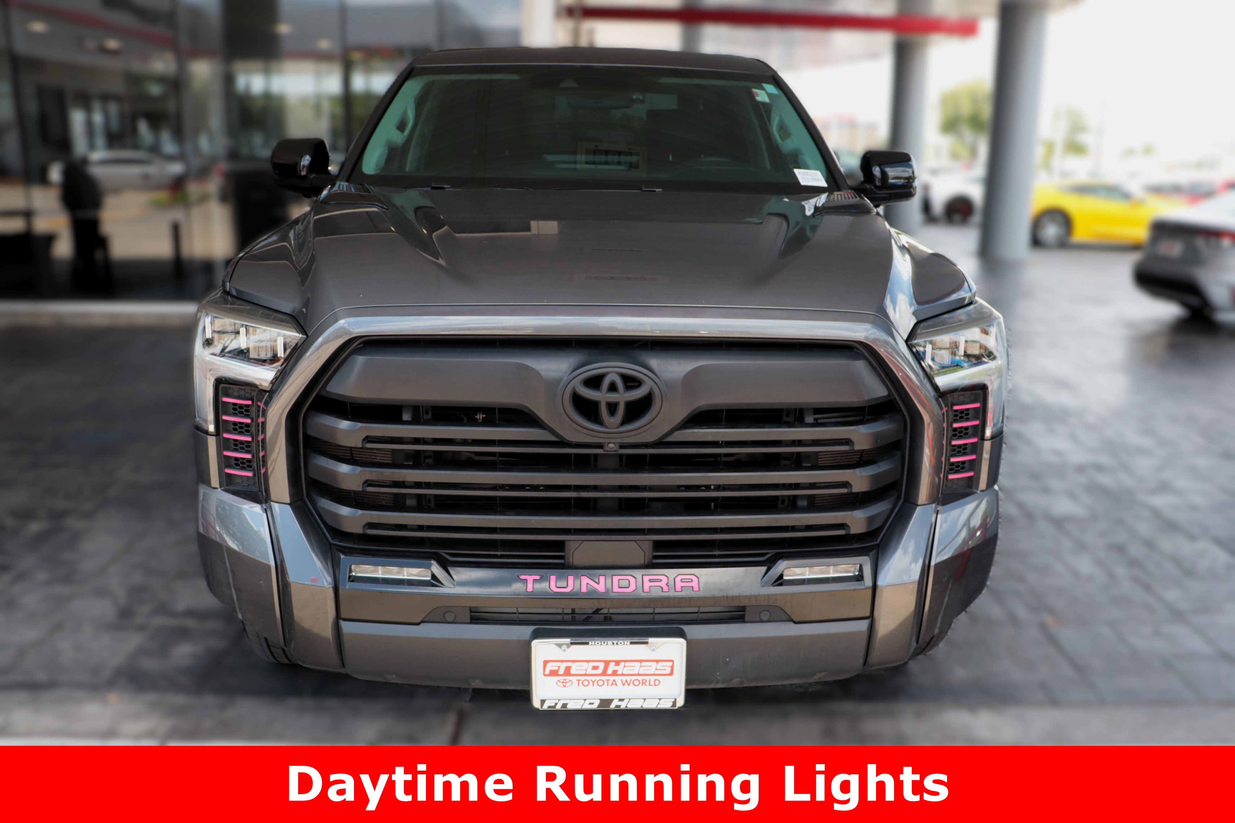 2024 Toyota Tundra Limited CrewMax photo 2