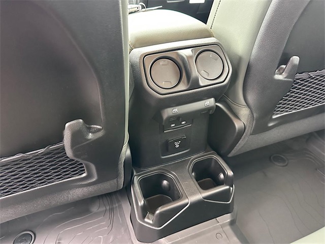 2025 Jeep Gladiator Mojave photo 20