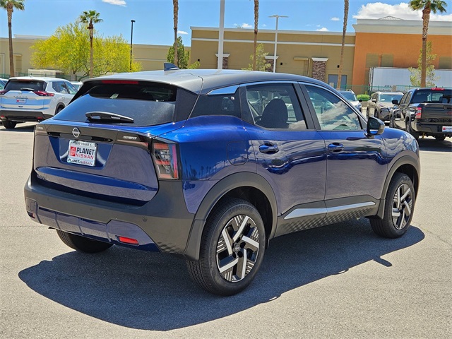 2025 Nissan Kicks SV photo 3