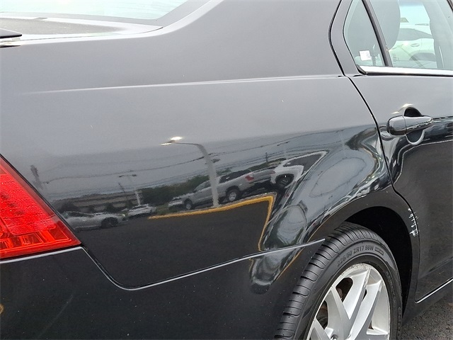2012 Ford Fusion SEL photo 8
