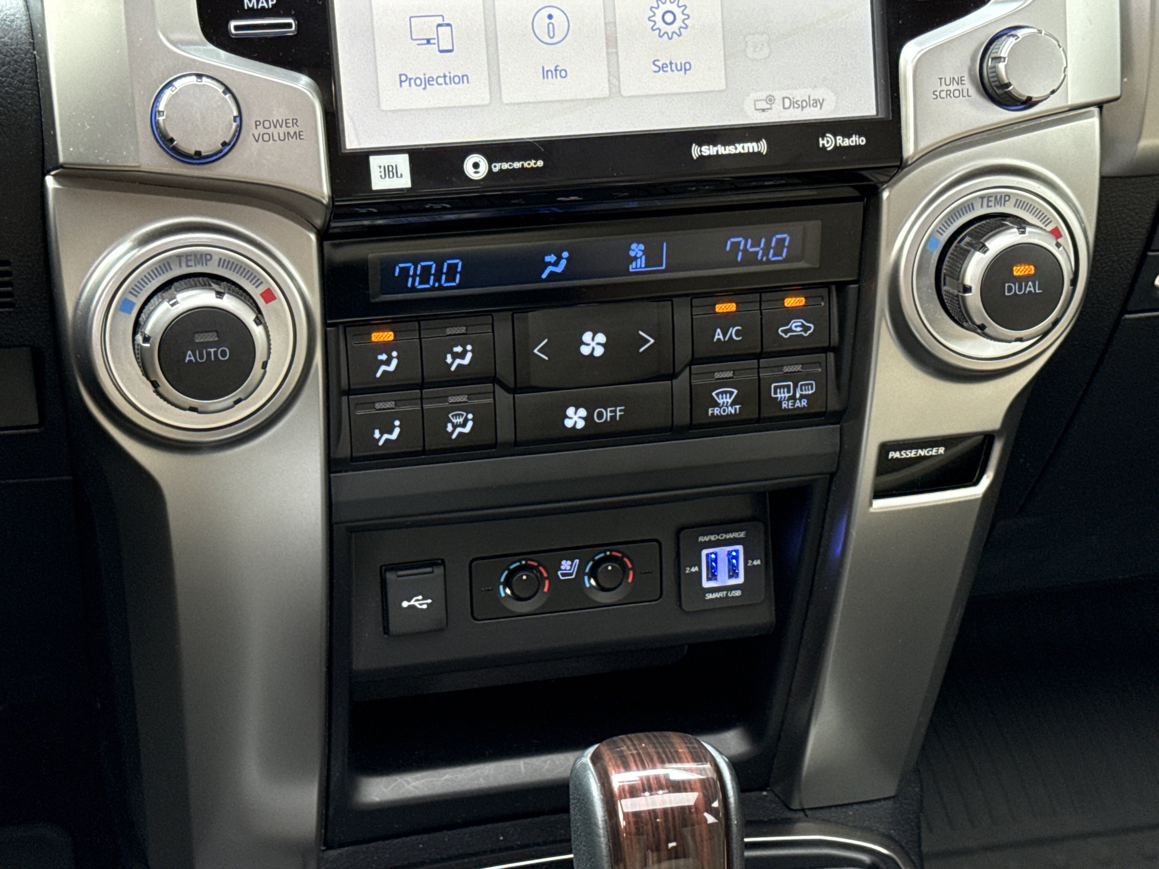 2022 Toyota 4Runner Limited photo 3