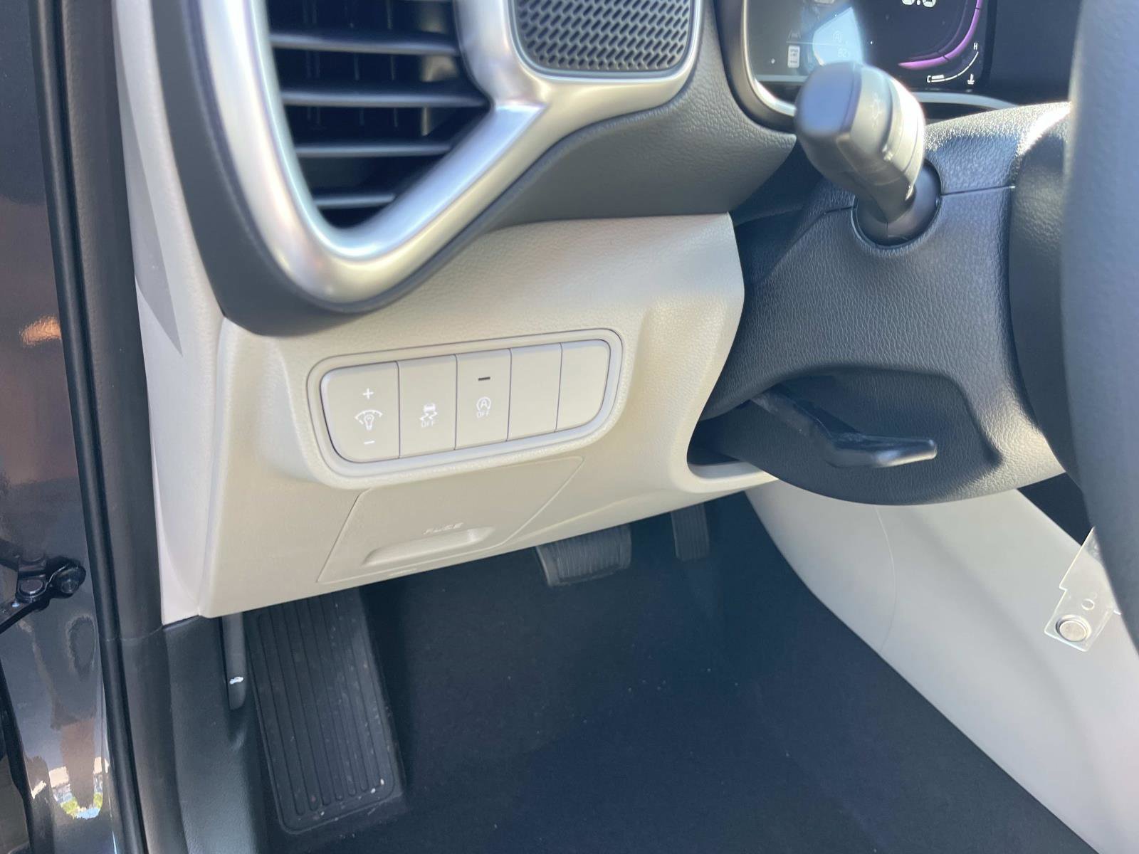2025 Kia Soul LX photo 21