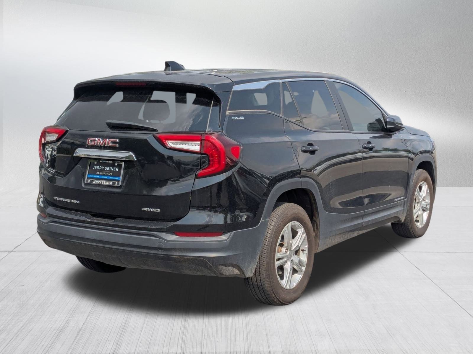 2024 Gmc Terrain SLE photo 5