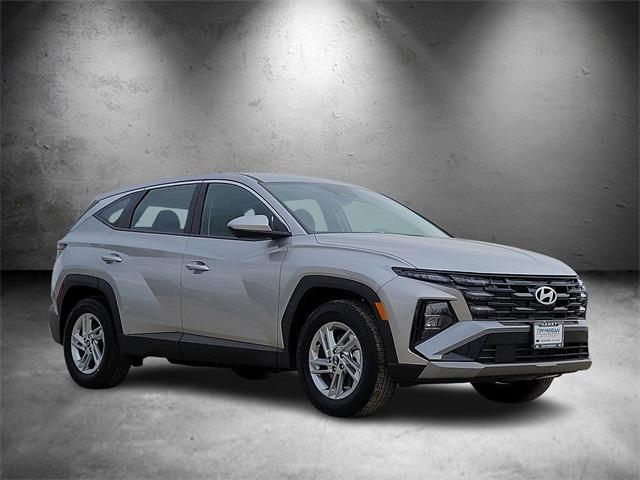 2025 Hyundai Tucson SE photo 3