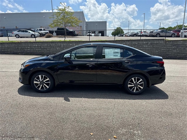 2025 Nissan Versa S photo 7