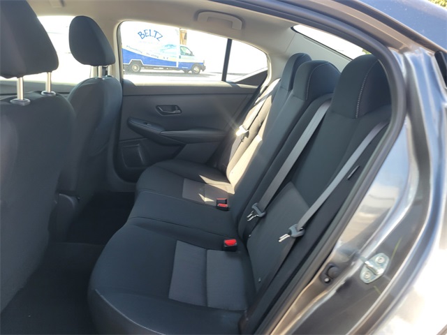 2025 Nissan Sentra SV photo 14