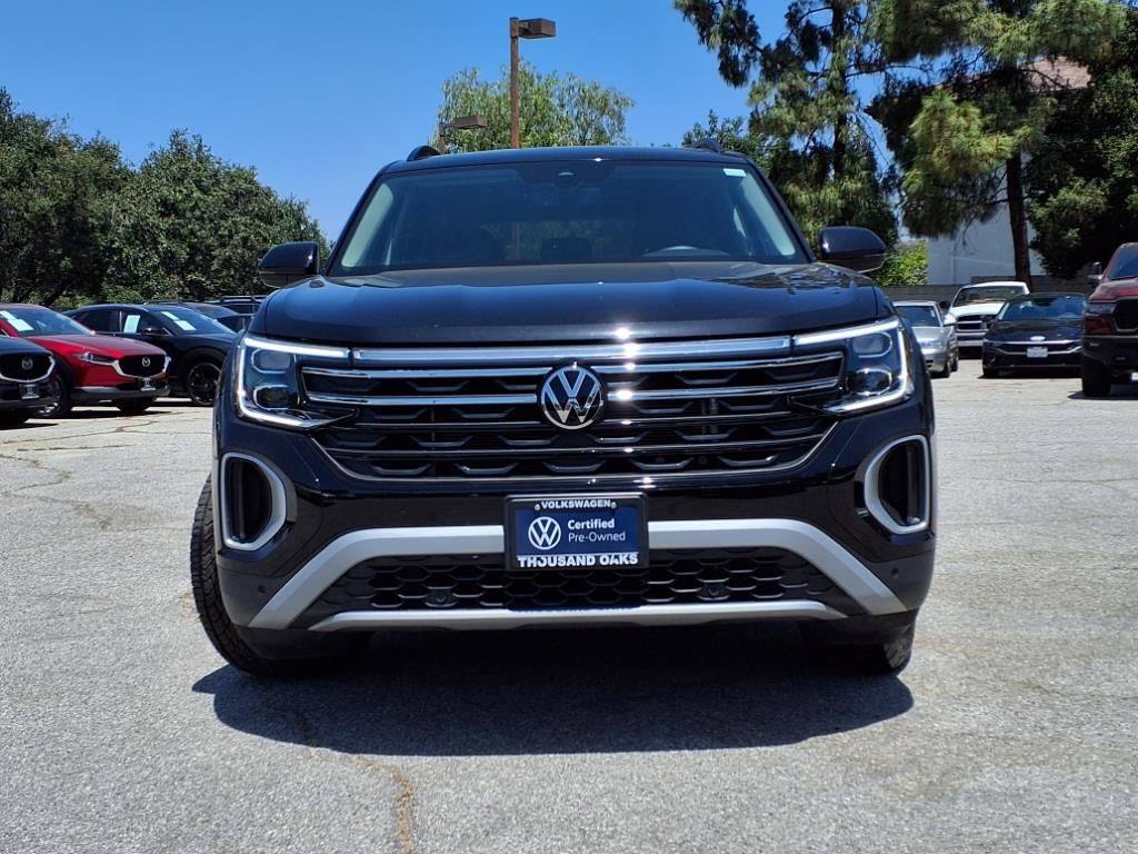 2024 Volkswagen Atlas Peak Edition SE Technology photo 2