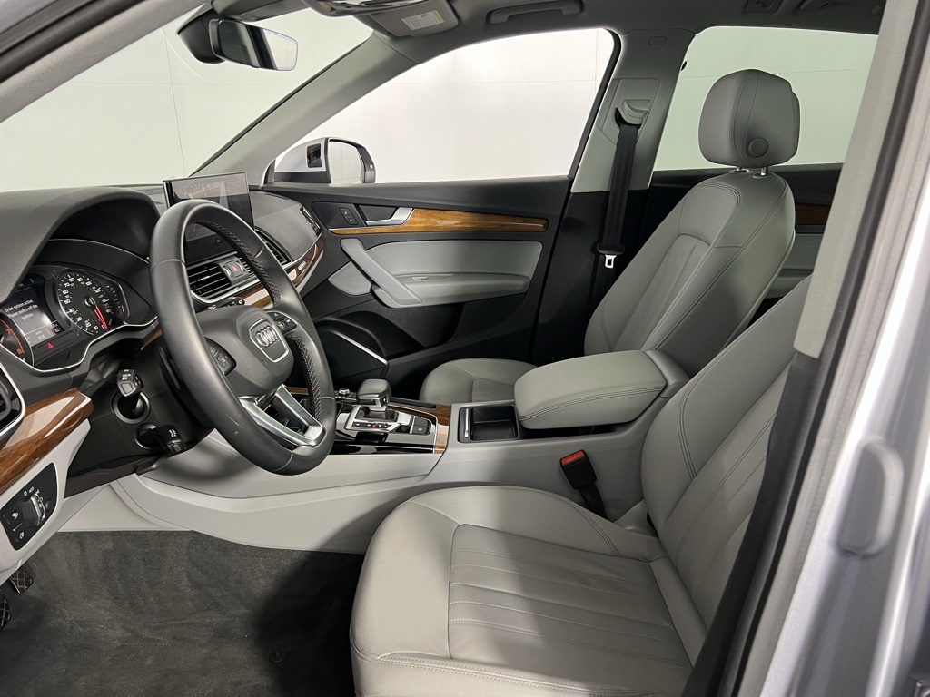 2022 Audi Q5 45 S line Premium photo 17