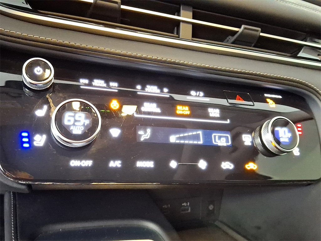 2023 Infiniti QX60 Luxe photo 19