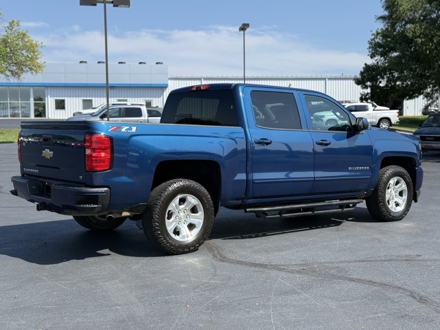 2018 Chevrolet Silverado 1500 LT photo 6